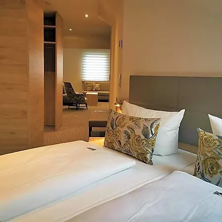 Rose Hotel 3*